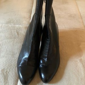 Pant boots /above your ankle mid calf